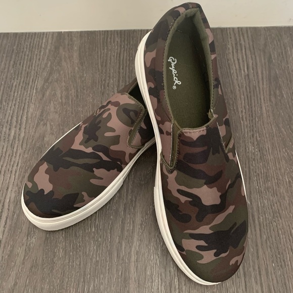 NWT - Camo Slip Ons - Picture 1 of 8